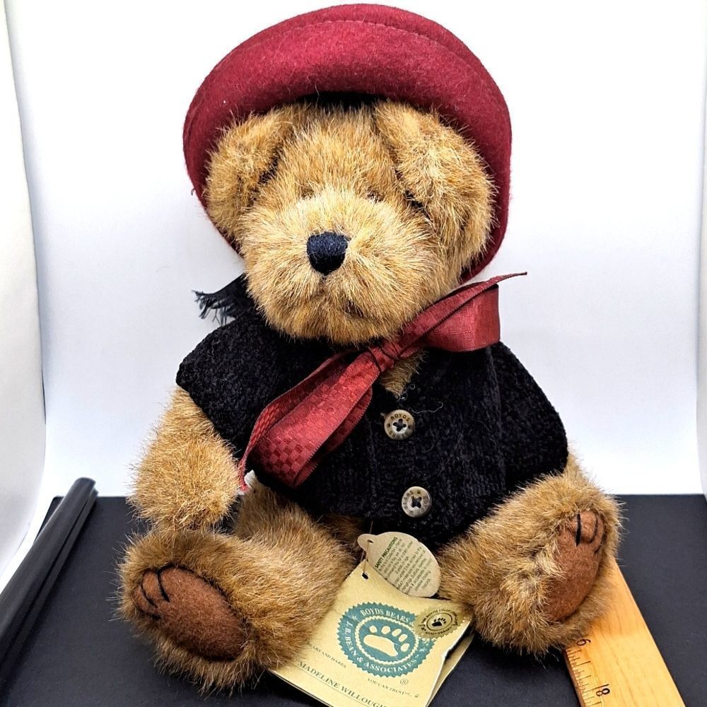 Boyd's bears Madeline Willoughby brown bear pellet toy